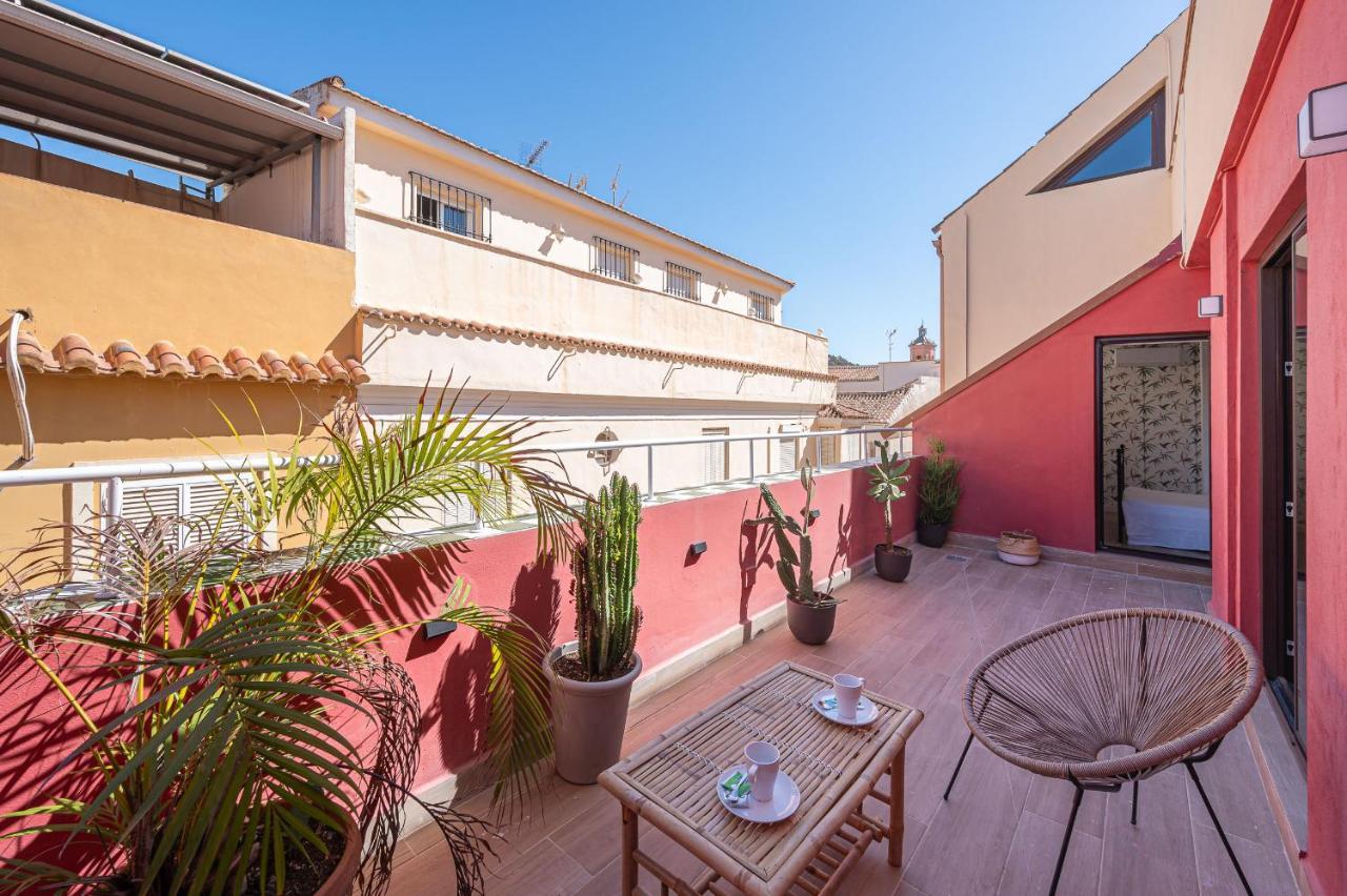 Dona Elvira. Las Terrazas Malaga Luaran gambar