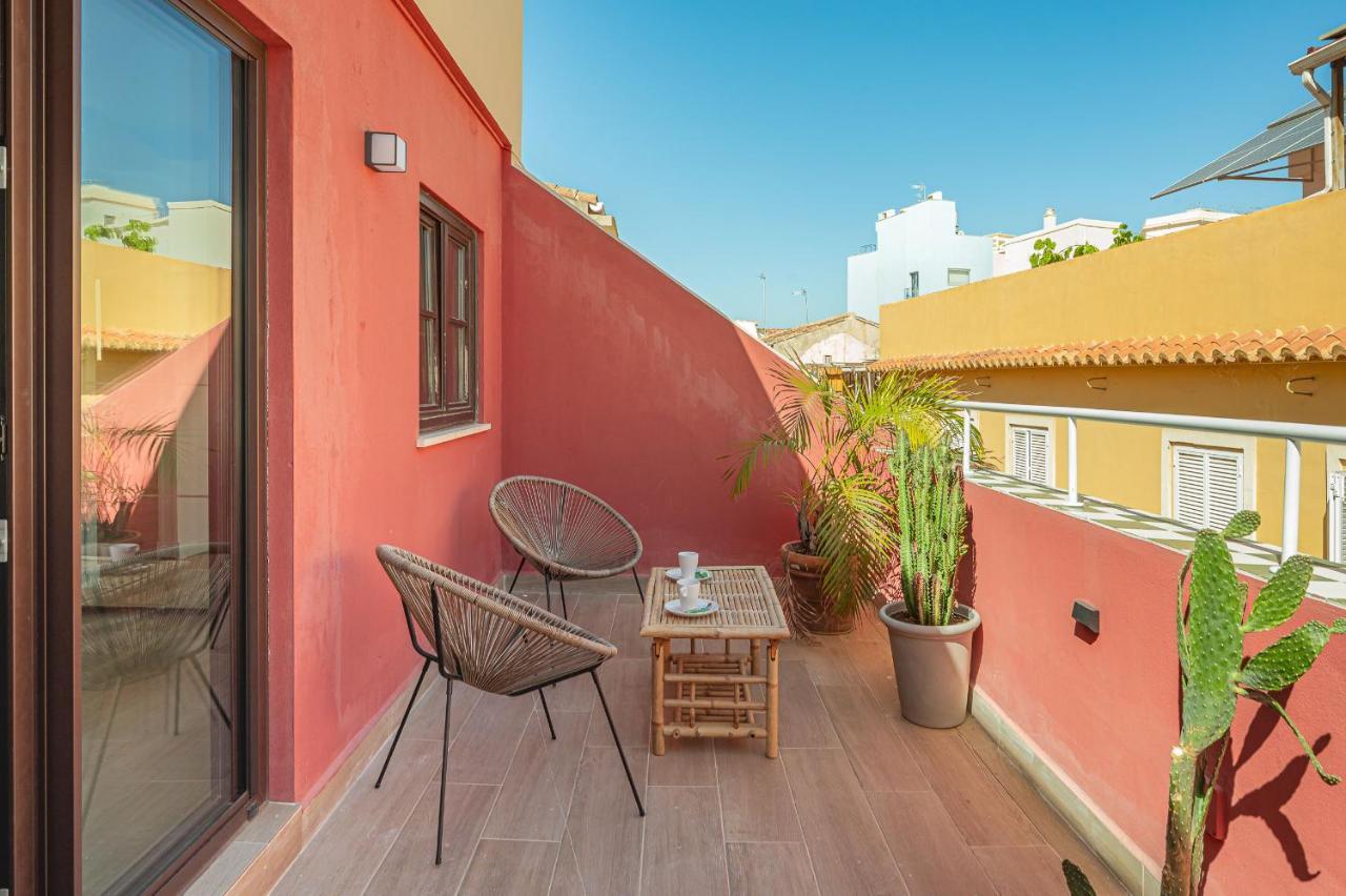 Dona Elvira. Las Terrazas Malaga Luaran gambar